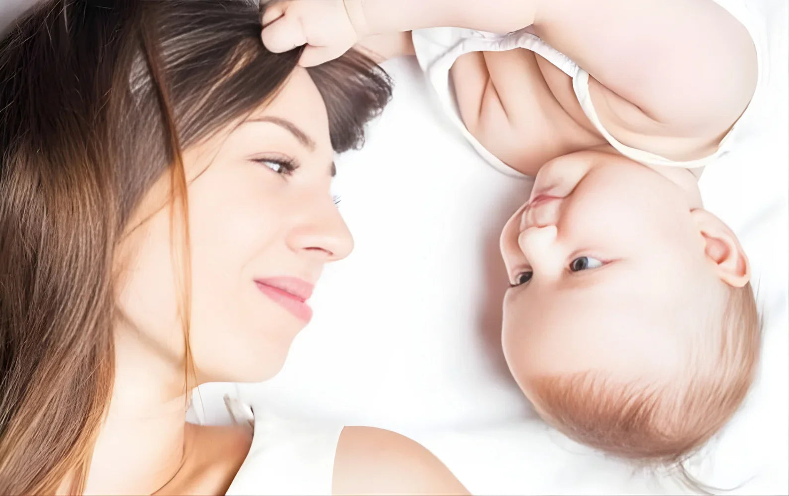 Postpartum hair loss and breastfeeding